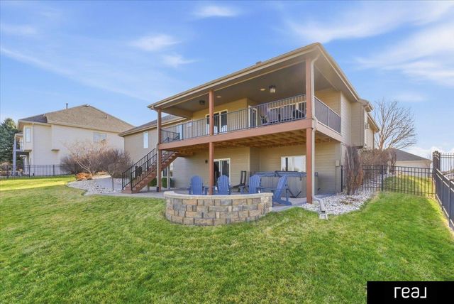 11796 Whitmore Street, Omaha, NE 68142