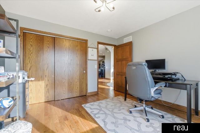 11796 Whitmore Street, Omaha, NE 68142