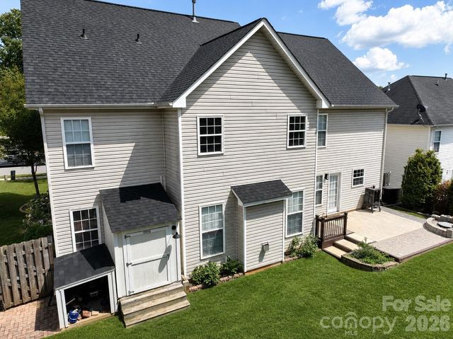 131 Elba Drive, Mooresville, NC 28115