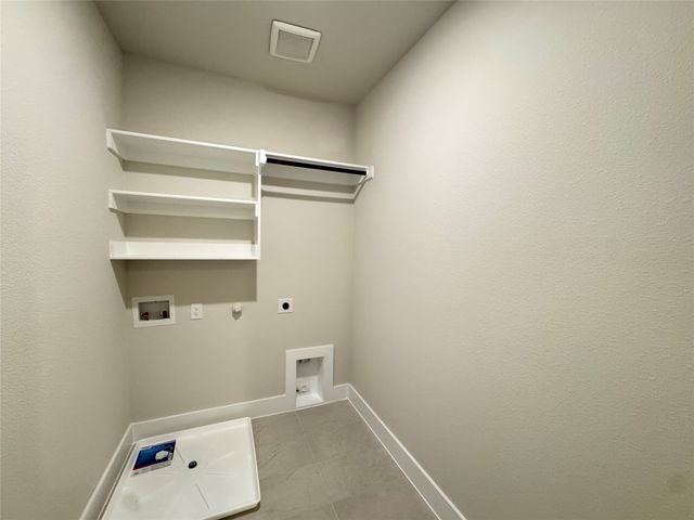 805 Meadowcrest Drive, Plano, TX 75075