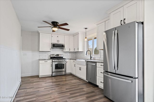 442 Russell Road, Bethlehem, NY 12203