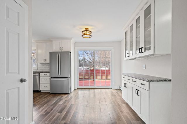 442 Russell Road, Bethlehem, NY 12203