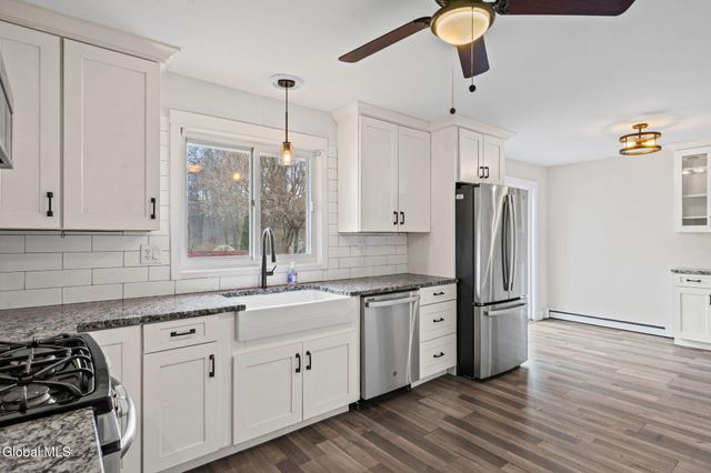 442 Russell Road, Bethlehem, NY 12203