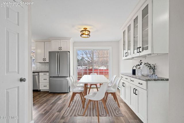 442 Russell Road, Bethlehem, NY 12203