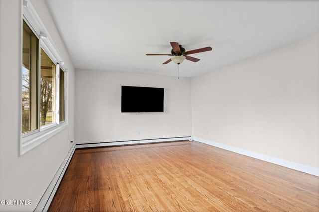 442 Russell Road, Bethlehem, NY 12203