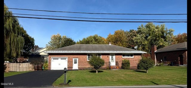 442 Russell Road, Bethlehem, NY 12203