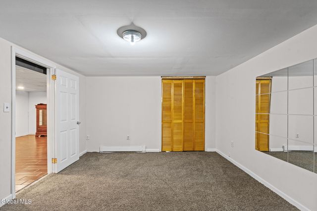 442 Russell Road, Bethlehem, NY 12203