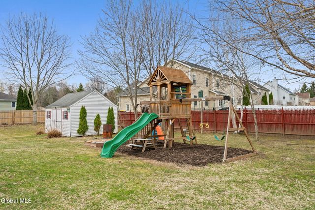 442 Russell Road, Bethlehem, NY 12203