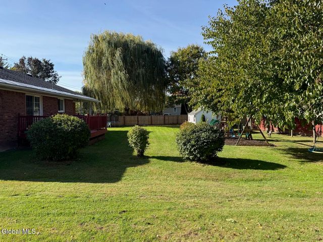 442 Russell Road, Bethlehem, NY 12203