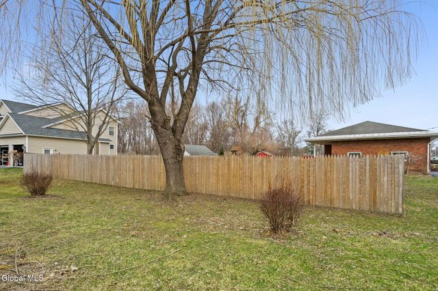 442 Russell Road, Bethlehem, NY 12203