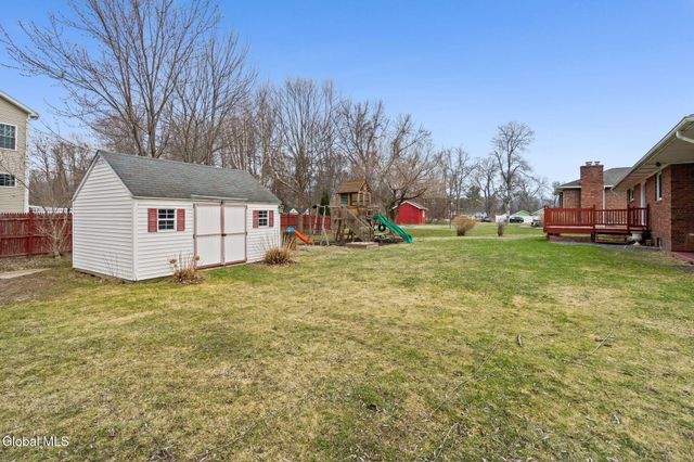 442 Russell Road, Bethlehem, NY 12203