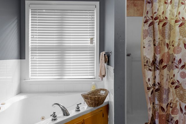 1059 Baker Bridge Road NE, Charleston, TN 37310