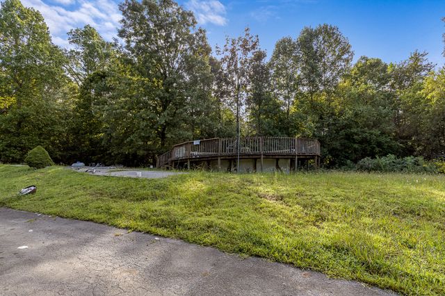 1059 Baker Bridge Road NE, Charleston, TN 37310