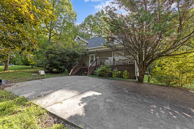 1059 Baker Bridge Road NE, Charleston, TN 37310