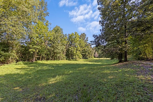 1059 Baker Bridge Road NE, Charleston, TN 37310