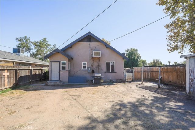 500 Quincy Street, Bakersfield, CA 93305
