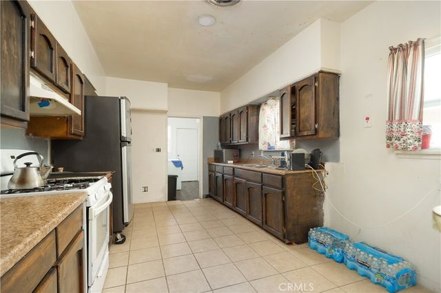 500 Quincy Street, Bakersfield, CA 93305