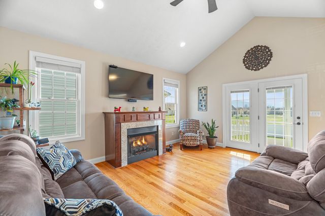 53 MARBLE DR, Stuarts Draft, VA 24477