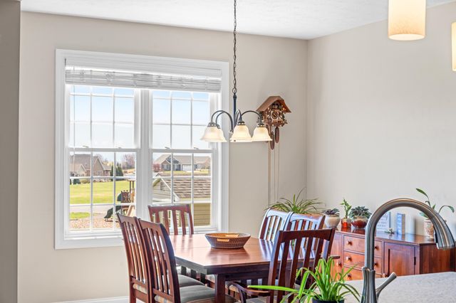 53 MARBLE DR, Stuarts Draft, VA 24477