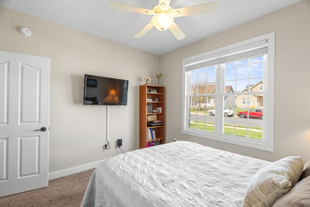 53 MARBLE DR, Stuarts Draft, VA 24477