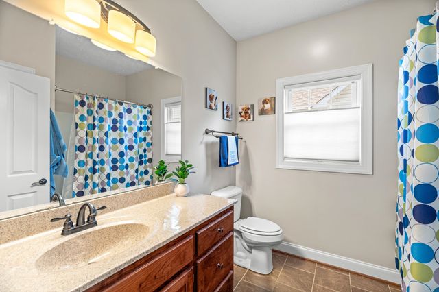 53 MARBLE DR, Stuarts Draft, VA 24477