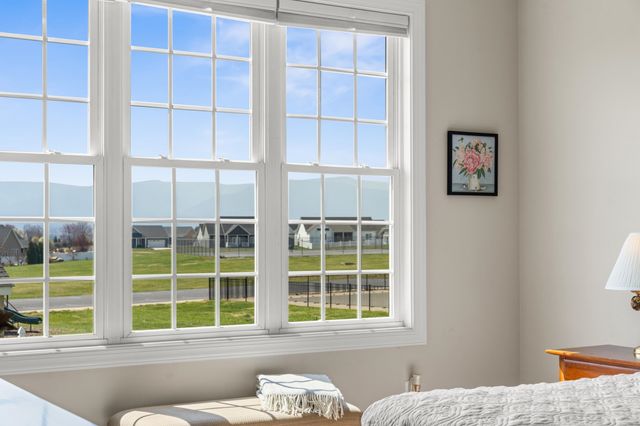 53 MARBLE DR, Stuarts Draft, VA 24477