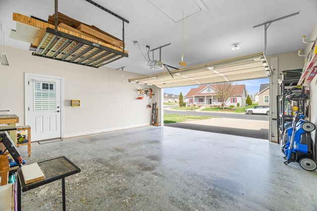 53 MARBLE DR, Stuarts Draft, VA 24477