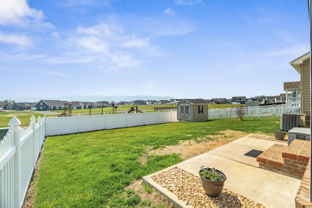 53 MARBLE DR, Stuarts Draft, VA 24477