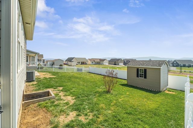 53 MARBLE DR, Stuarts Draft, VA 24477