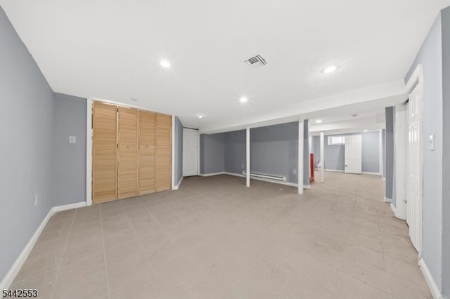700 Park Ave, Elizabeth City, NJ 07208
