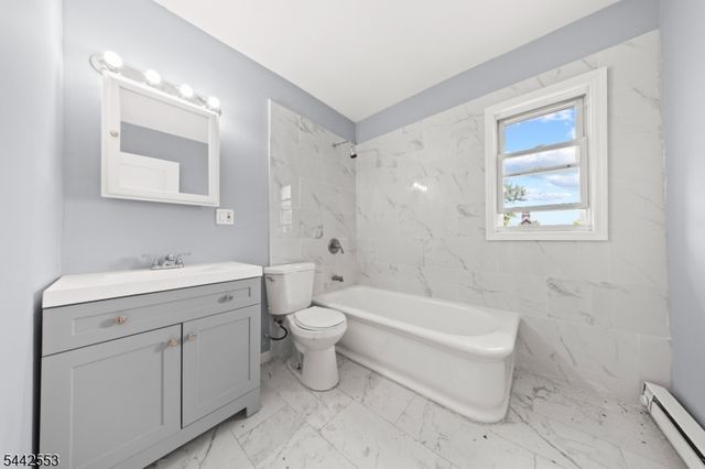 700 Park Ave, Elizabeth City, NJ 07208