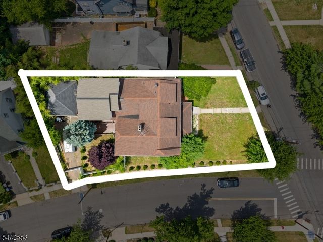700 Park Ave, Elizabeth City, NJ 07208