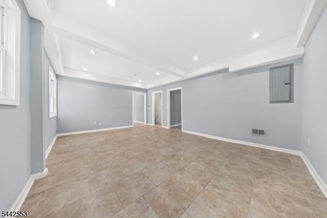 700 Park Ave, Elizabeth City, NJ 07208