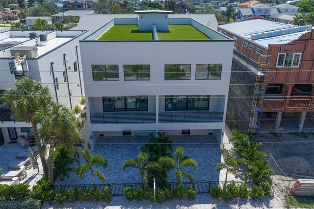 2205 GULF BOULEVARD B, Indian Rocks Beach, FL 33785