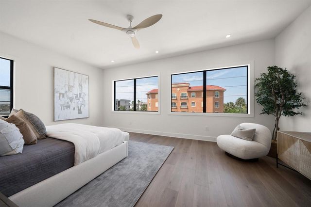 2205 GULF BOULEVARD B, Indian Rocks Beach, FL 33785