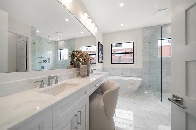 2205 GULF BOULEVARD B, Indian Rocks Beach, FL 33785