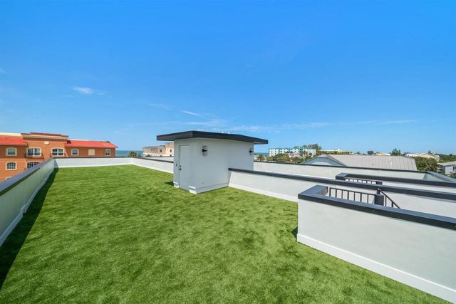 2205 GULF BOULEVARD B, Indian Rocks Beach, FL 33785