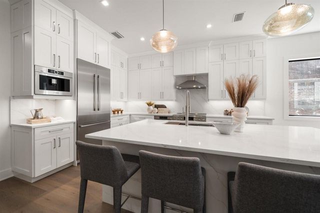 2205 GULF BOULEVARD B, Indian Rocks Beach, FL 33785