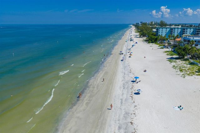 2205 GULF BOULEVARD B, Indian Rocks Beach, FL 33785