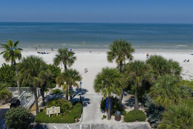 2205 GULF BOULEVARD B, Indian Rocks Beach, FL 33785