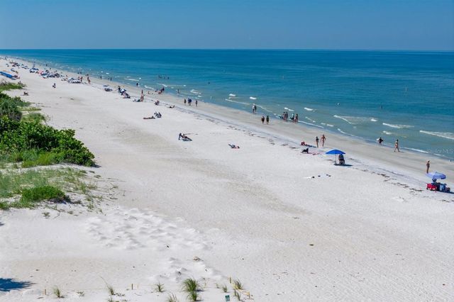 2205 GULF BOULEVARD B, Indian Rocks Beach, FL 33785