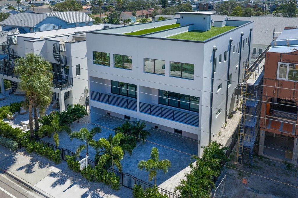 2205 GULF BOULEVARD B, Indian Rocks Beach, FL 33785