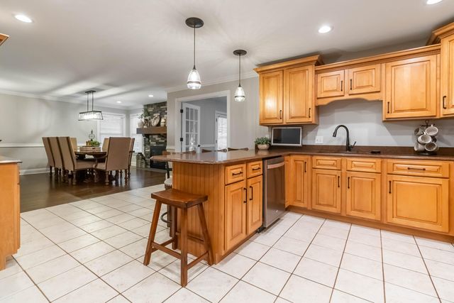 75 Ferry Hill Drive, Somerset, KY 42503