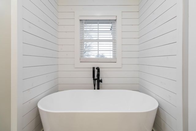 75 Ferry Hill Drive, Somerset, KY 42503