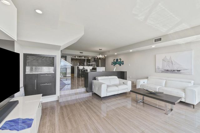 3115 S Ocean Boulevard 103, Highland Beach, FL 33487