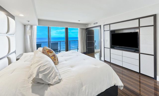 3115 S Ocean Boulevard 103, Highland Beach, FL 33487