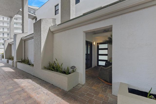 3115 S Ocean Boulevard 103, Highland Beach, FL 33487