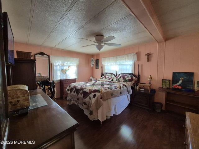 53 Panda Lane, Whiting, NJ 08759