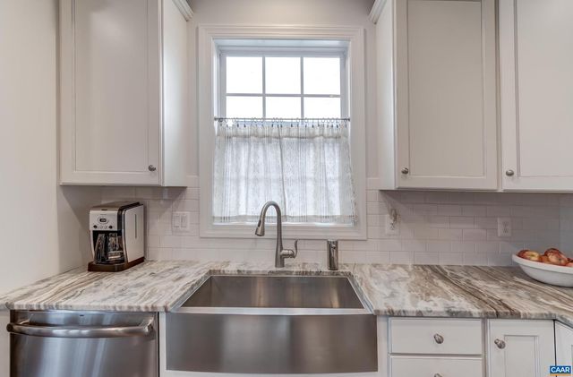 602 BYWARD ST, Crozet, VA 22932
