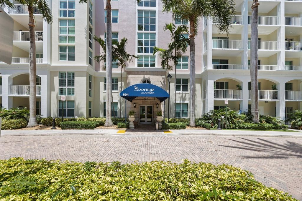 804 E WINDWARD Way 621, Lantana, FL 33462